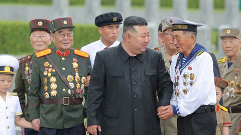 Luure: Põhja-Korea otsib välismaalt ravimeid Kimi rasvumishäda vastu