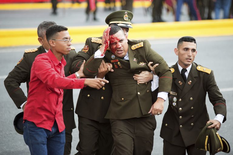Rünnakus Venezuela presidendile Nicolas Madurole sai viga seitse sõdurit.