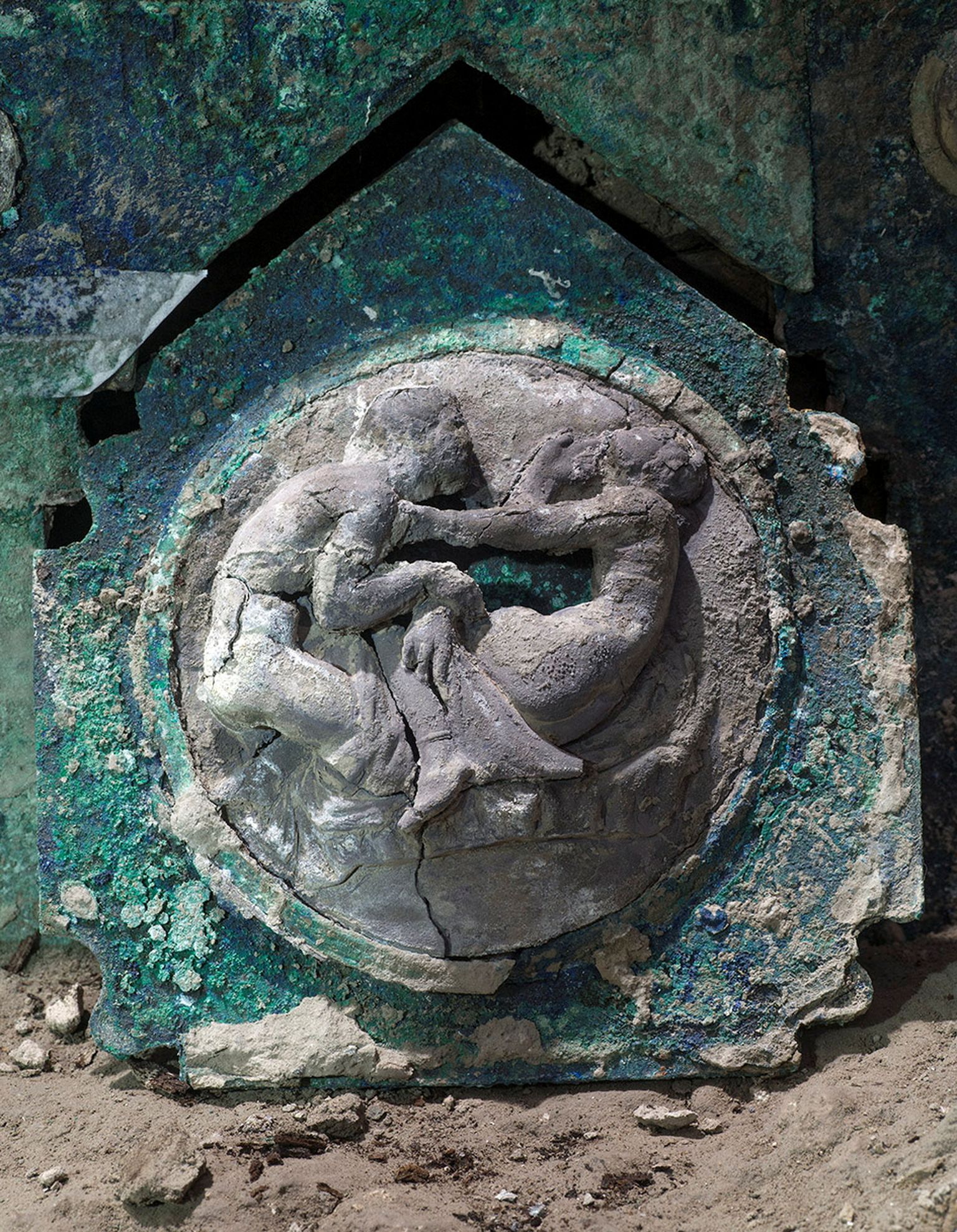Jauns atradums Pompejos - krāšņi svinību rati