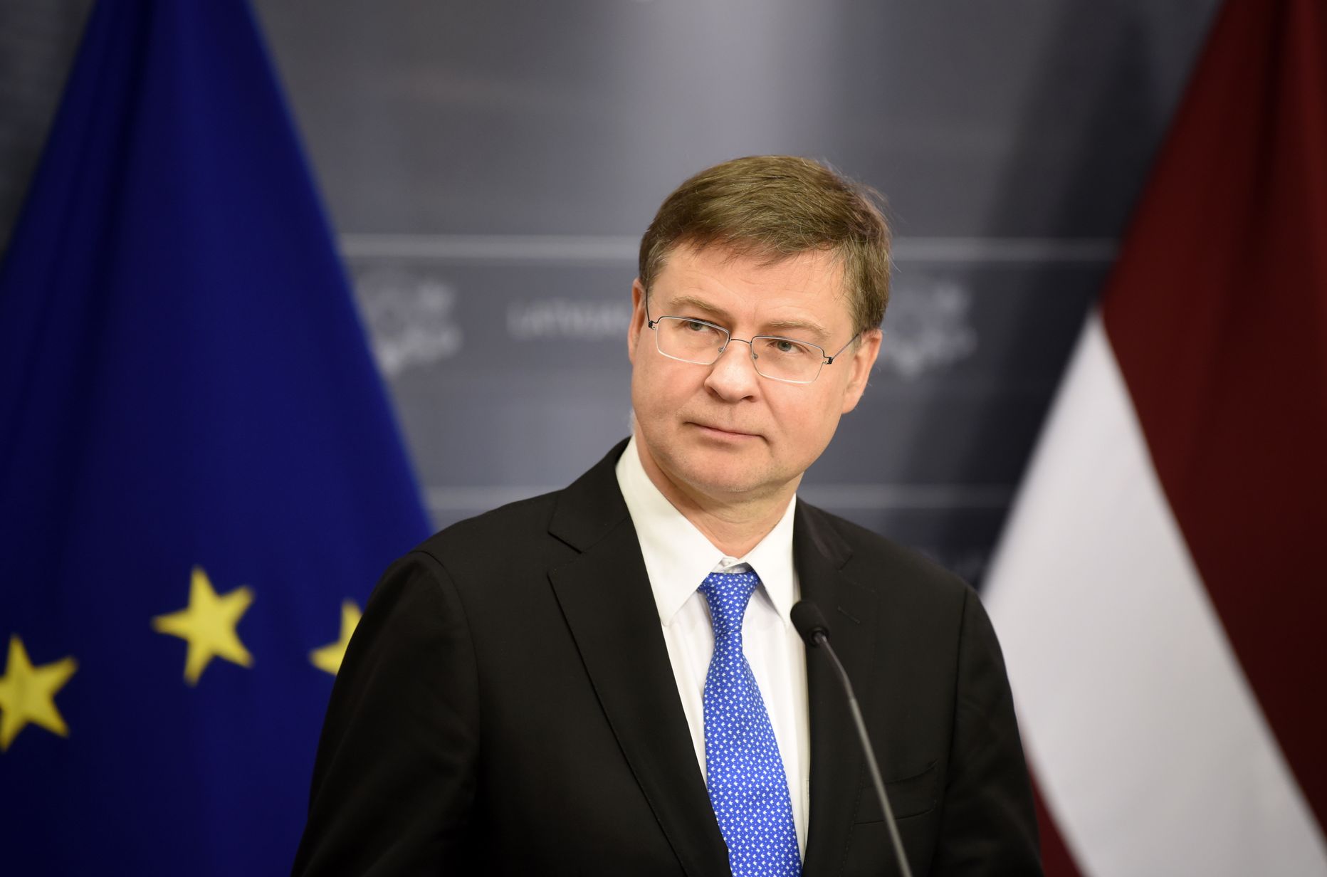 Eiropas Komisijas priekšsēdētājas izpildvietnieks, tirdzniecības komisārs Valdis Dombrovskis.