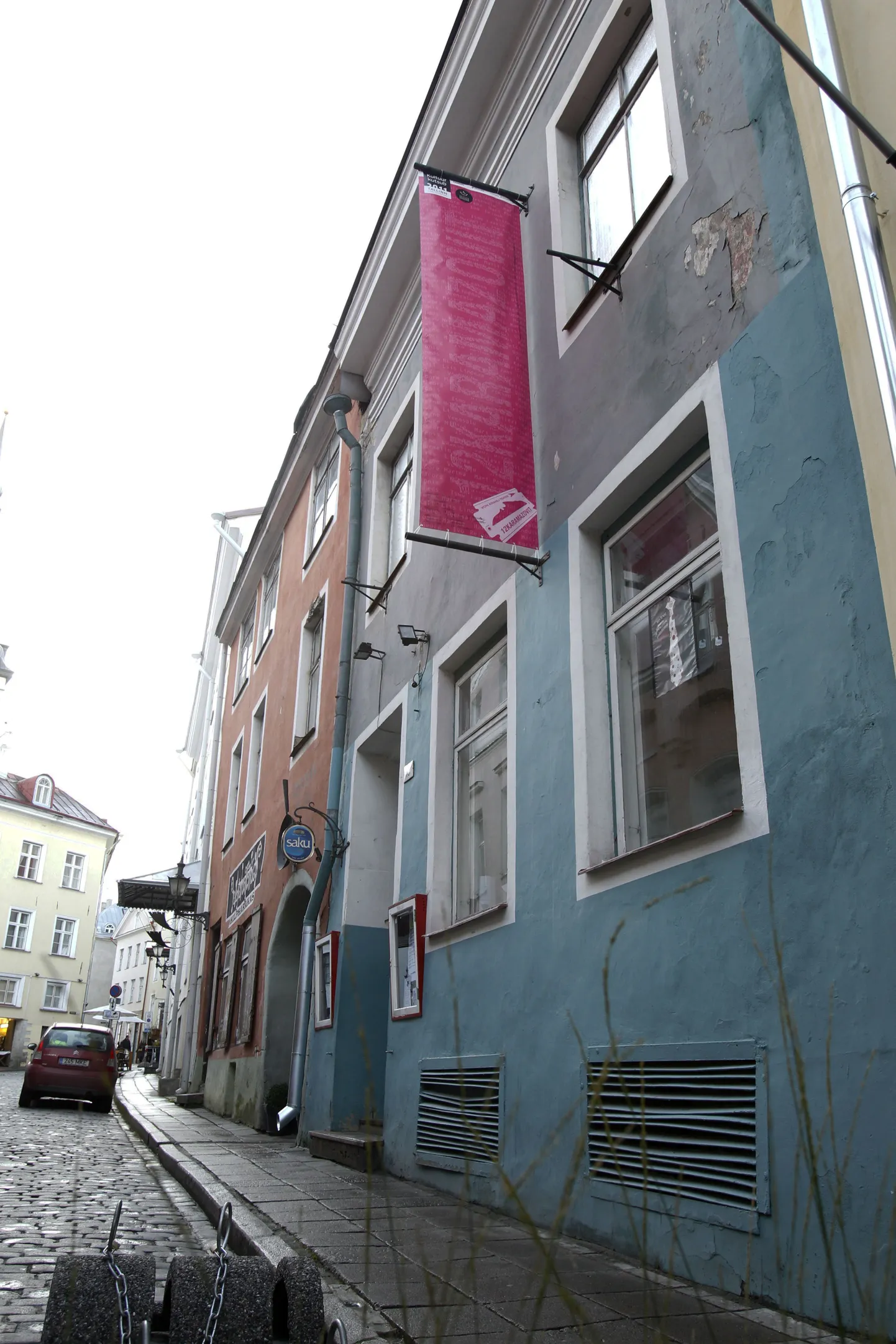 Von Krahli teater.