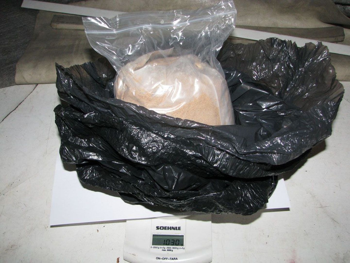 Köögikaalul kilekotis on üle kilo fentanüüli ehk «valget hiinlast».