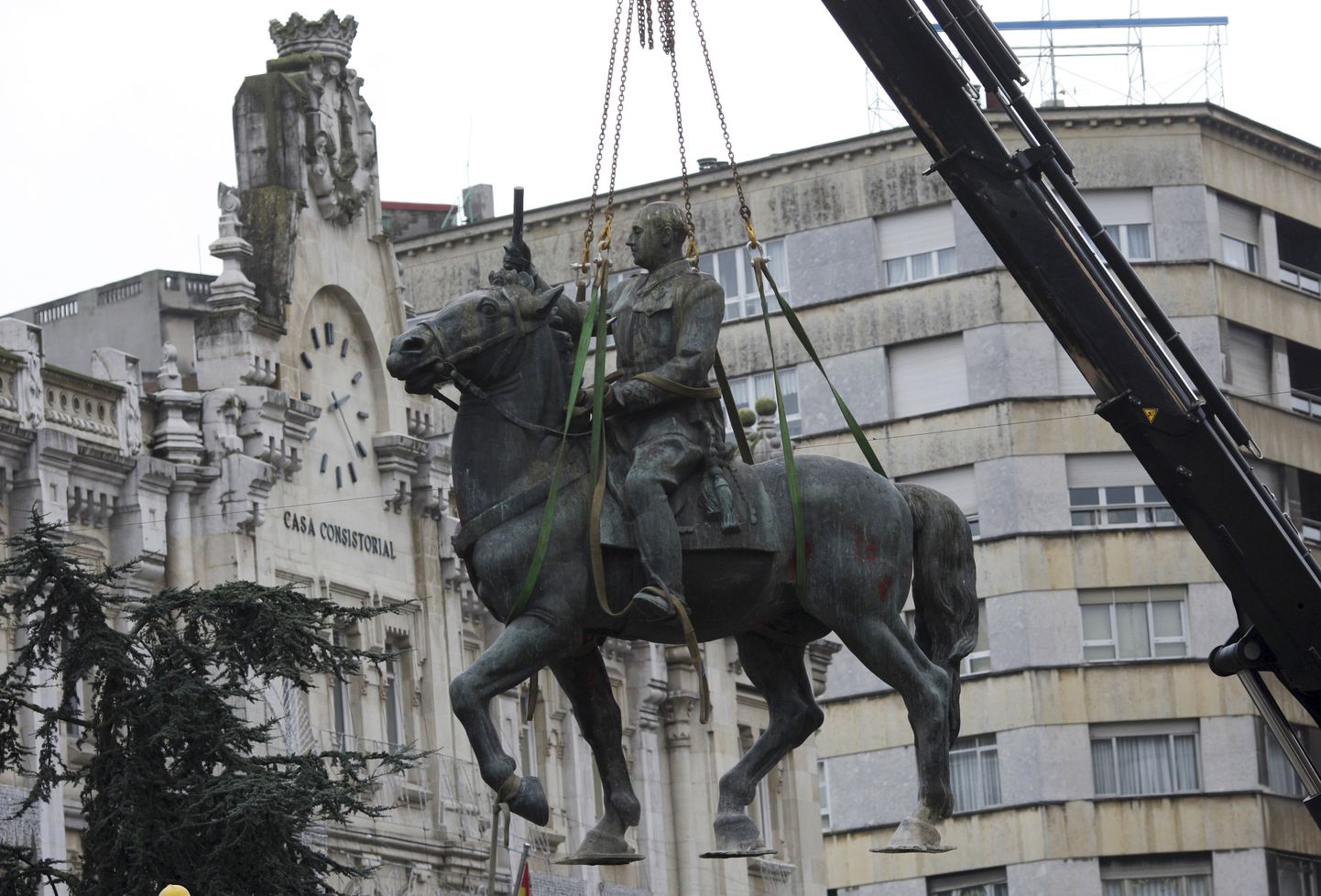 Franko statujas aizvākšana 2008.gadā