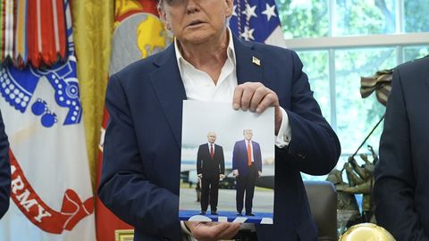 Tramps: Zelenska un Putina samita organizēšana ir tikpat sarežģīta kā eļļas un etiķa sajaukšana