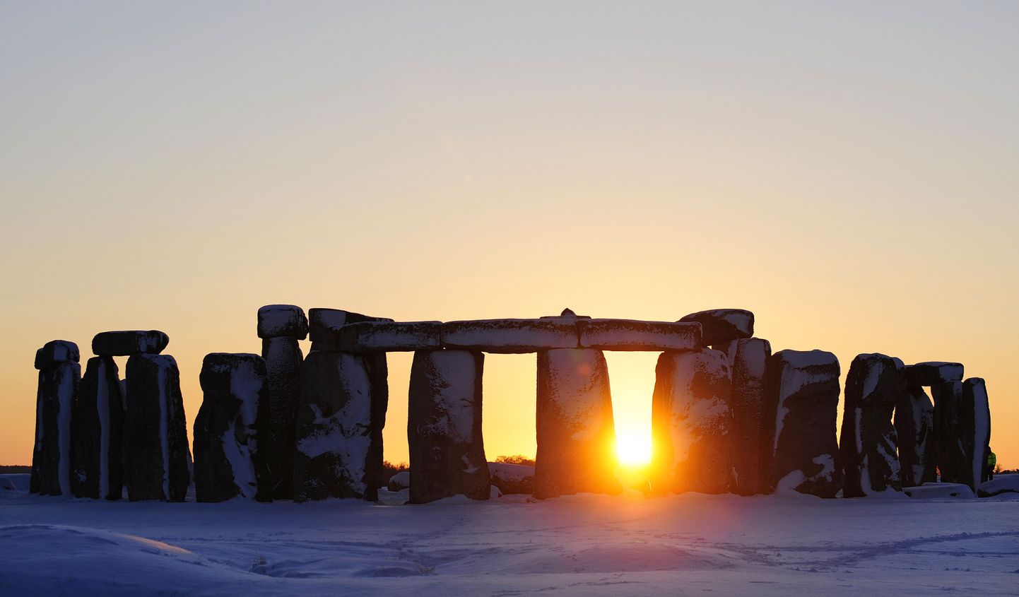Stonehenge talvisel pööripäeval