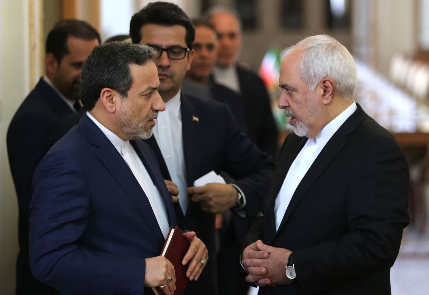 Iraani asevälisminister Abbas Araghchi (vasakul) 12. juunil Teheranis koos oma ülemuse, välisminister Mohammad Javad Zarifiga.
