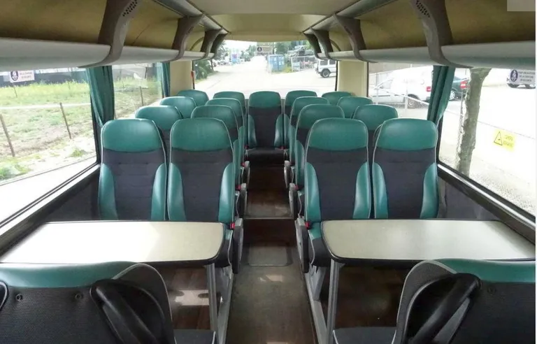 Автобус фирмы BalticShuttle