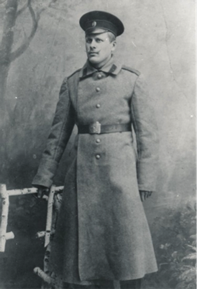 Roht, Voldemar - kirjanik Richard Rohu vene tsaariarmee ohvitserina Irkutskis 12.oktoobril 1912.a., VK F 1256:8 F/n, Võrumaa Muuseum,