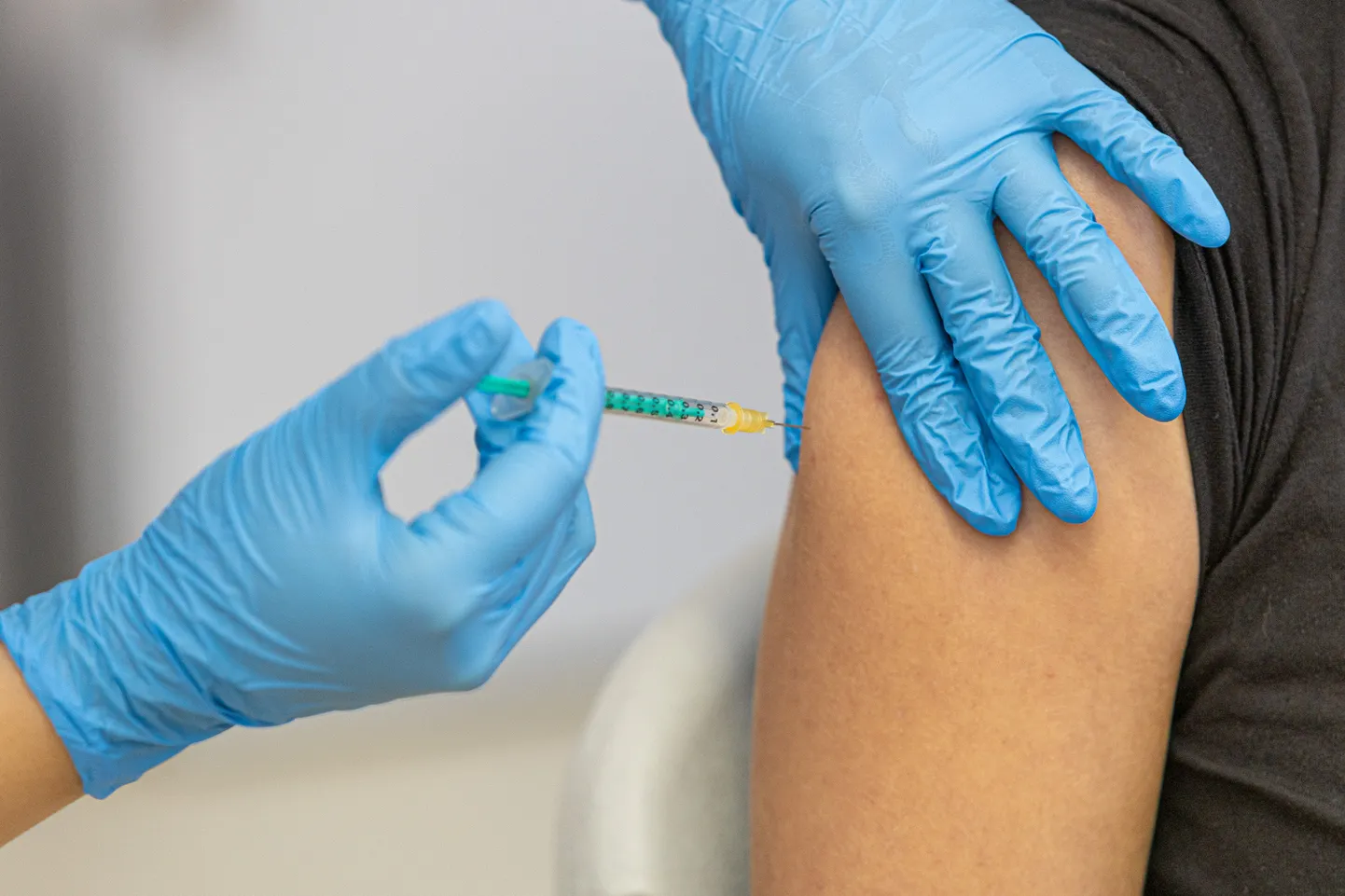 Haemophilus influenzae tüübi B põhjustatud meningiidi vaktsiin aitab ekspertide hinnangul ära hoida ka tripperisse haigestumist.