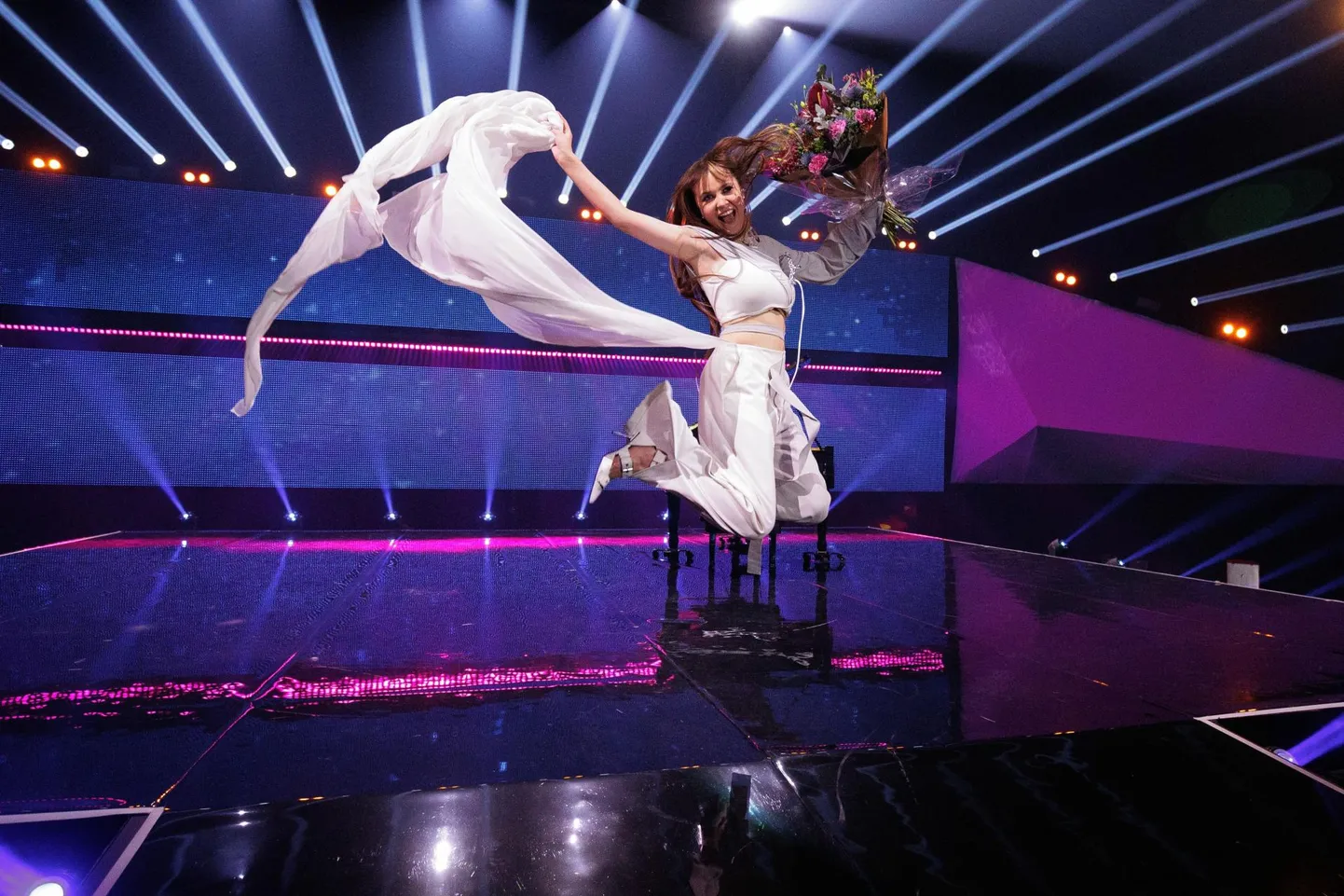 Eurovisioonil kuulsust kogunud Alika Milova esinejanimega Alika on üks nendest muusikutest, kes ennast Viljandis tavatus olukorras proovile panevad.