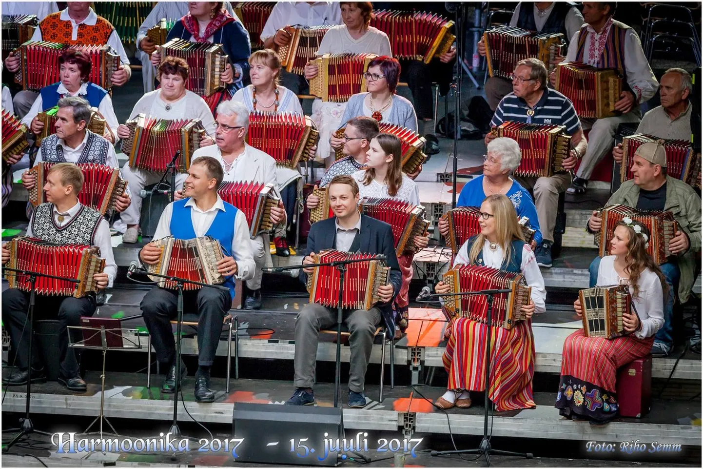 Harmoonika 2017 Instsikurmus