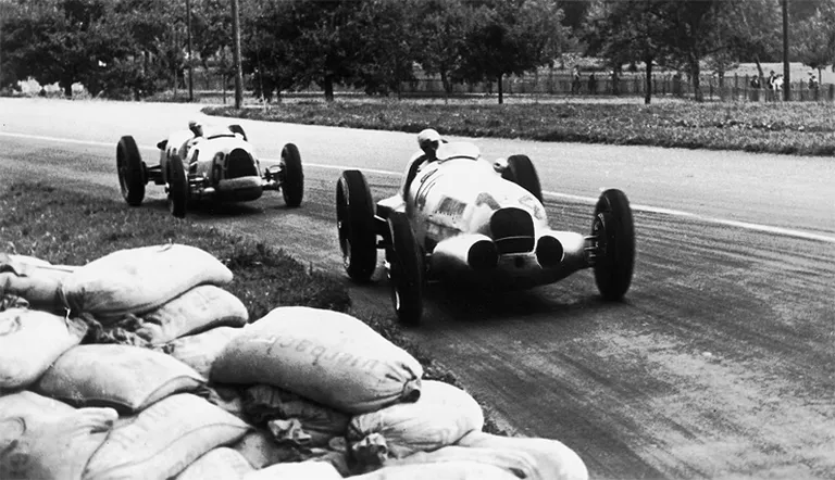 Mercedes-Benzi 1937. aasta mudel W125.