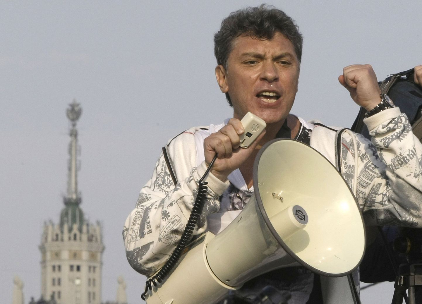 Boriss Nemtsov juhtimas opositsiooni järjekordset meeleavaldust. Poliitik mõrvati eile hilisõhtul Moskva kesklinnas.