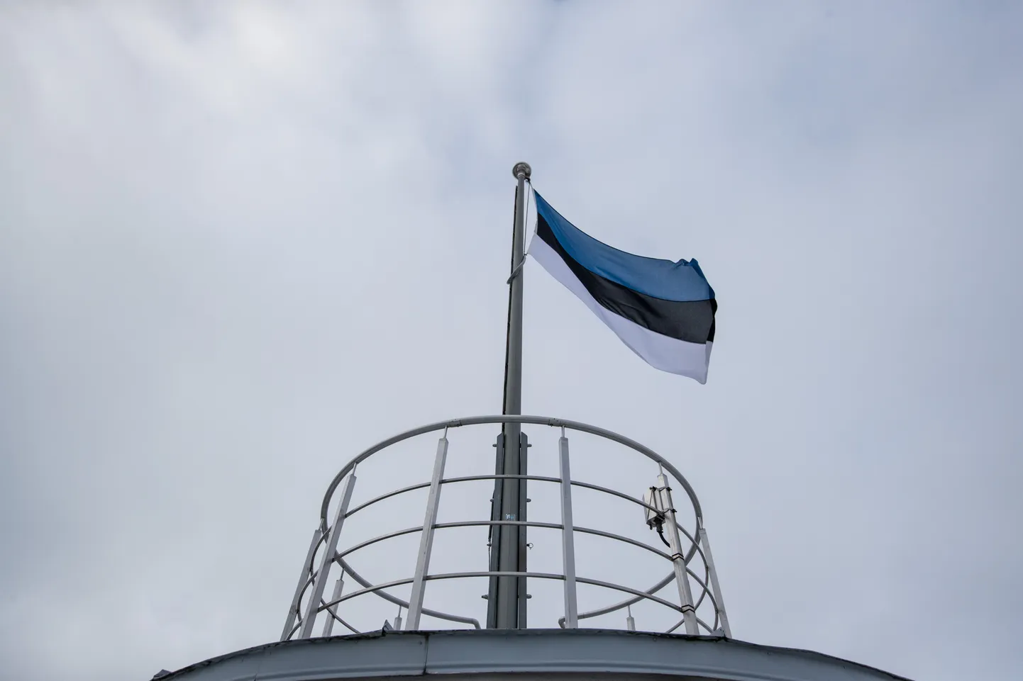 Riigilipp Pika Hermanni tornis