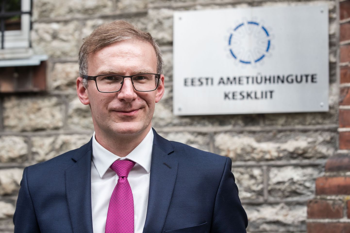 Eesti Ametiühingute Keskliidu uus juht Jaan-Hendrik Toomel.