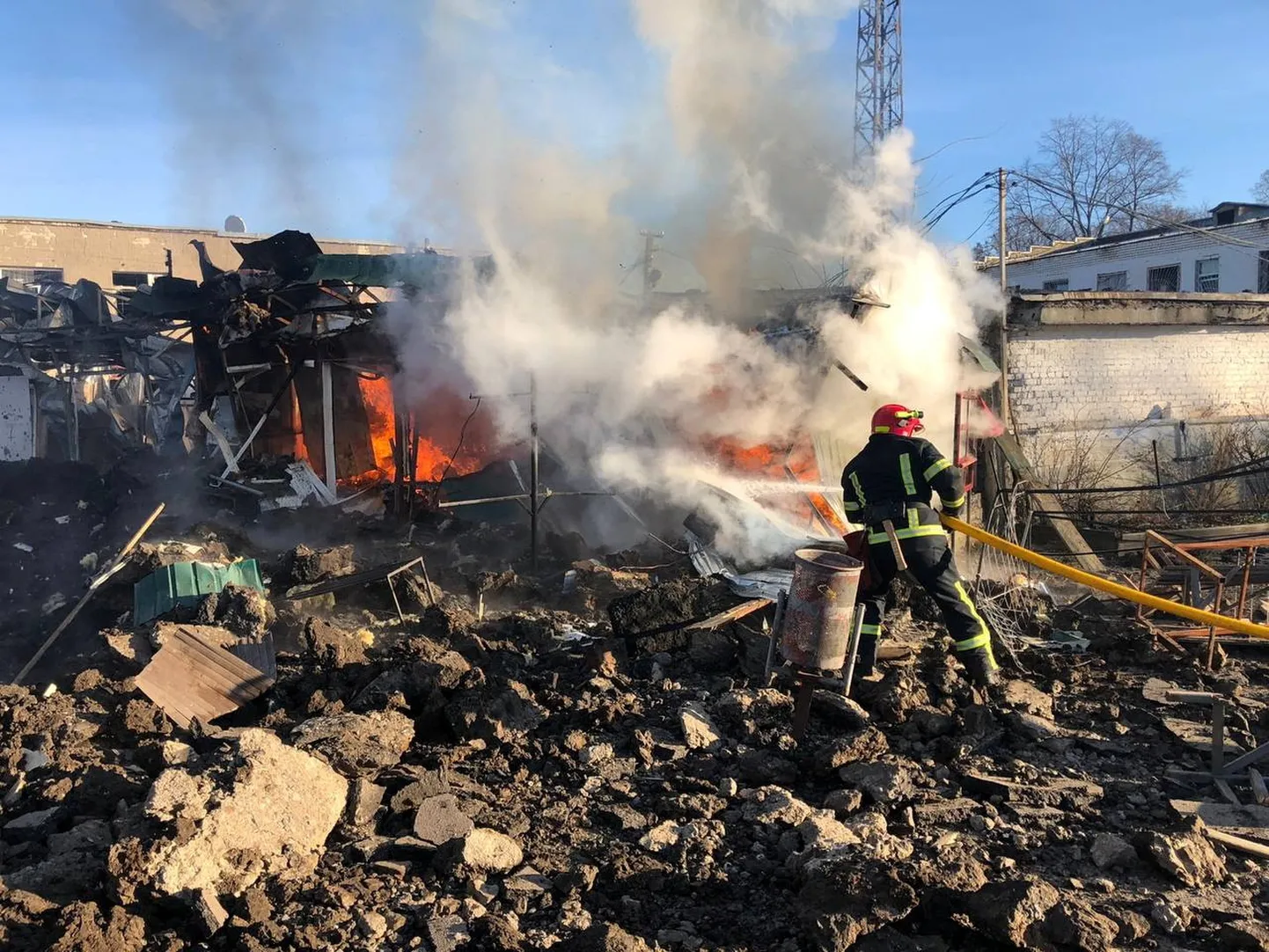 Россия обстреляла рынок в Харьковской области, 09.01.2023