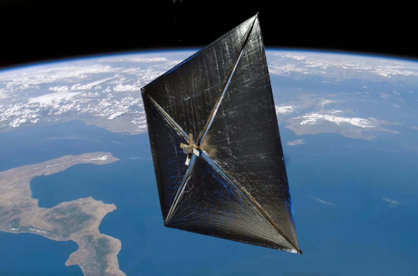 2008. aastal NASA poolt päikesepurjede katsetamiseks kosmosesse saadetud satelliit NanoSail-D.