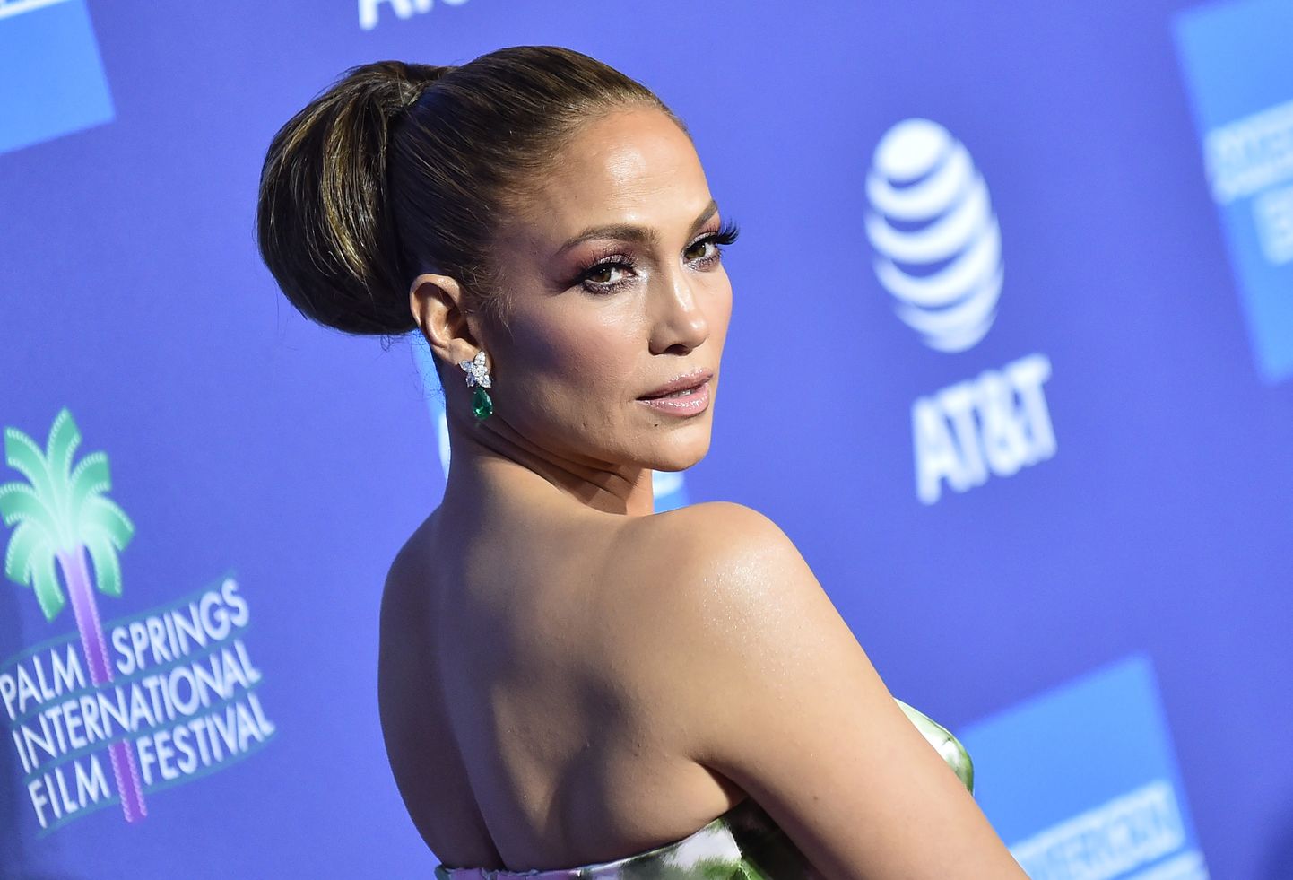 Jennifer Lopez arrives for the PSIFF Awards Gala