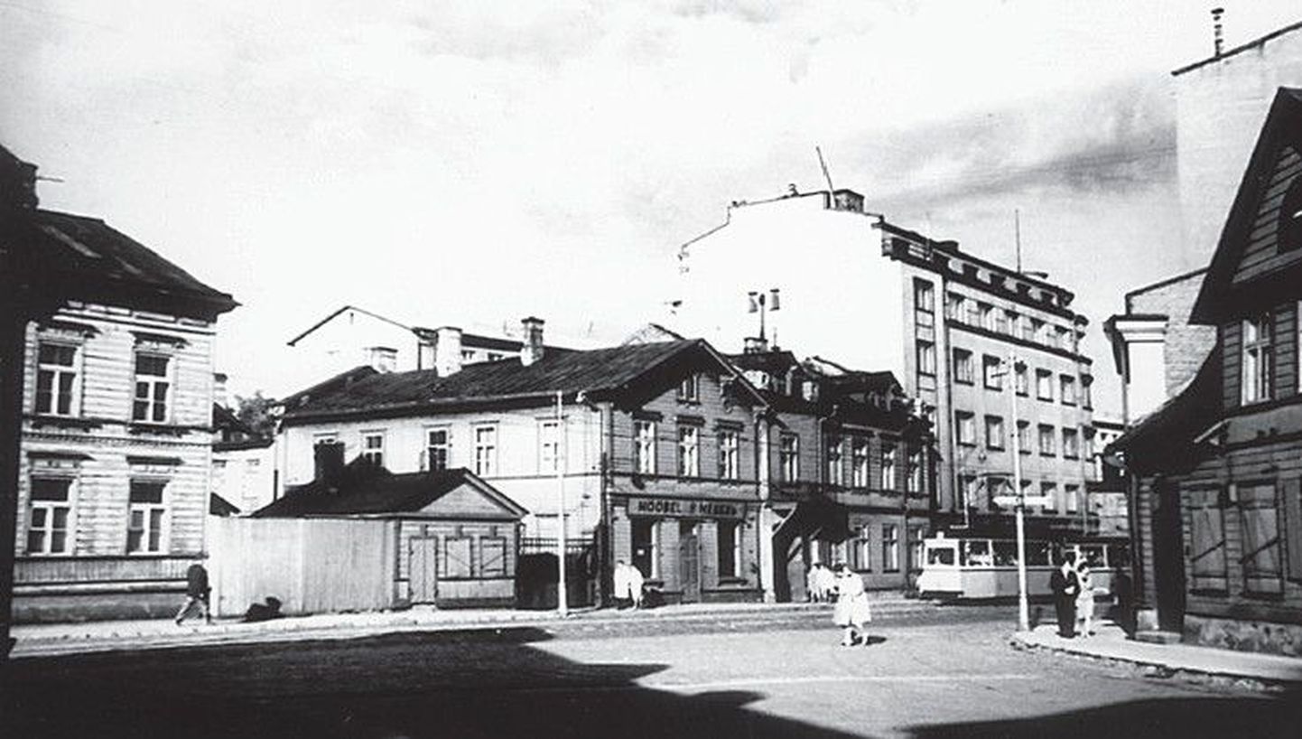 See vaade on paljudele linlastele veel üsna tuttav  nii nägi Tartu maantee ja Sakala tänava nurk välja 1962. aastal.