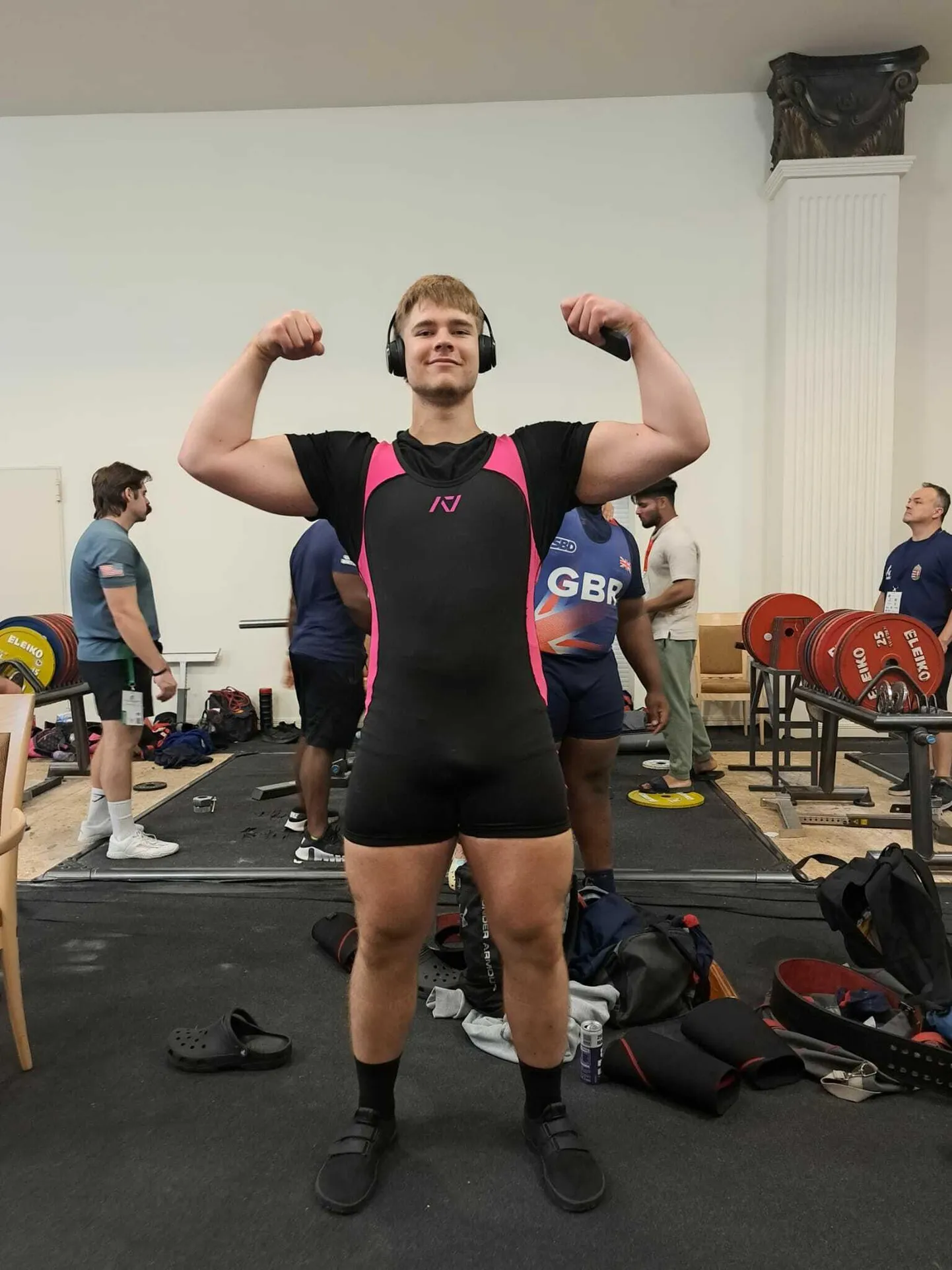 18aastane Reinhard Rebane võitis jõutõstmise MMil noorte arvestuses kaalukategoorias kuni 120 kilogrammi pronksmedali.