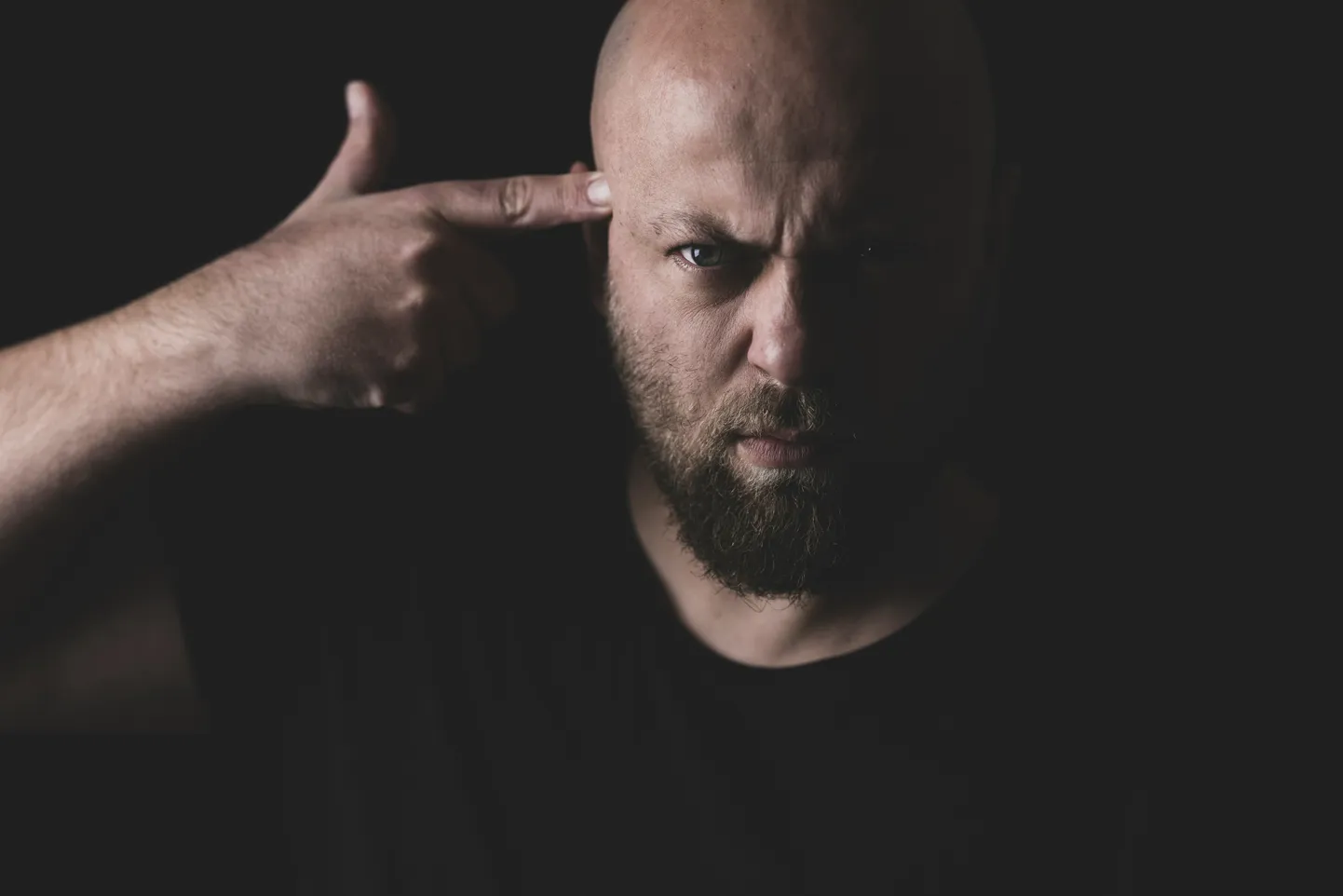 Mõnede ametitega käib kaasas omalaadne turvasüsteem, mis selle pidajaid suitsiidist pigem eemale hoiab. Foto on illustratiivne.