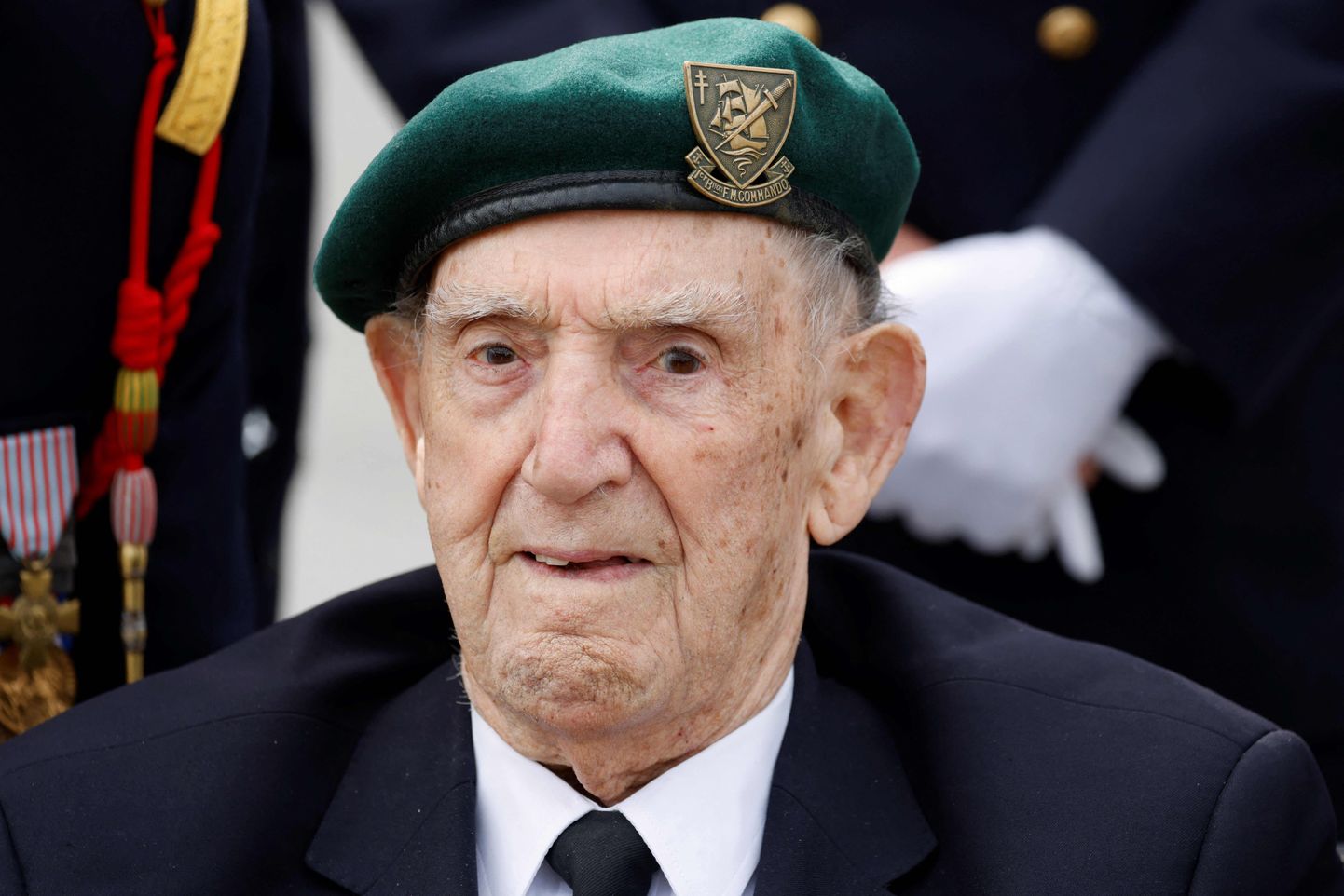 Viimane elus olnud prantslasest Normandia dessandi veteran Léon Gautier suri 100-aastasena
