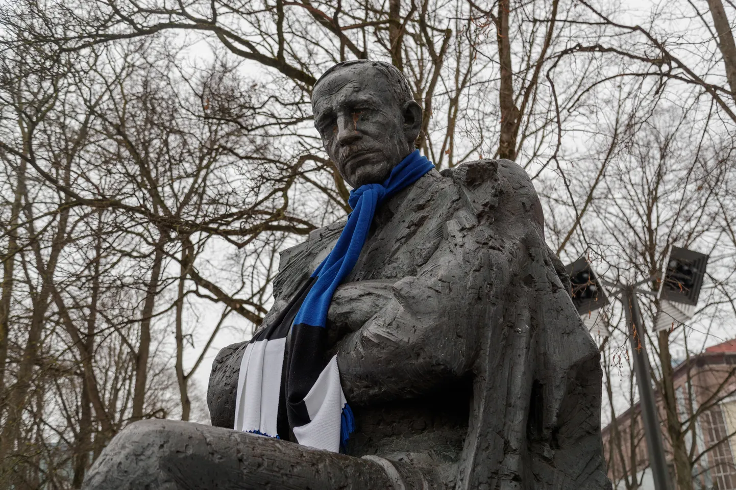 Anton Hansen Tammsaare kuju Tammsaare pargis.