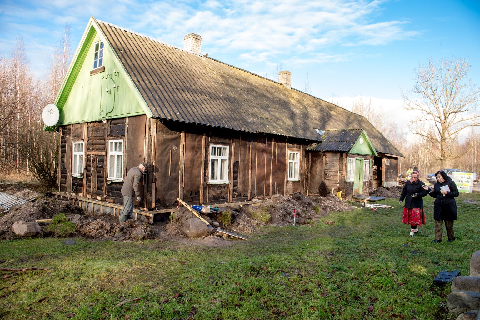 Kihnu  21NOV17 Pildil Metsamaa talu remont , EV 100 Foto Urmas Luik / Pärnu Postimees