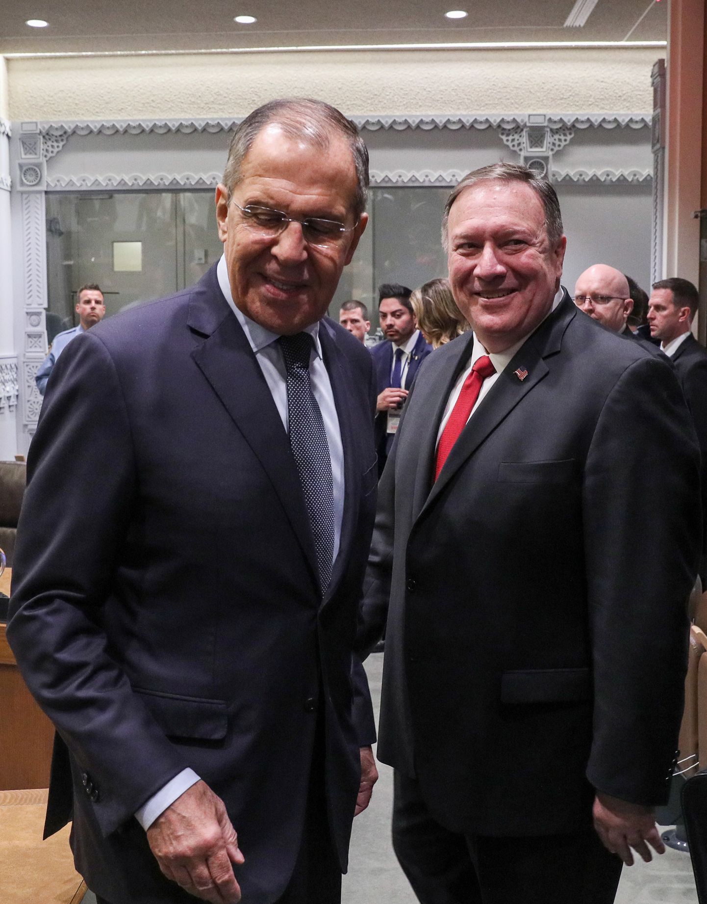 Vene välisminister Sergei Lavrov (vasakul) ja USA välisminister Mike Pompeo 27. septembril New Yorgis ÜRO peakorteris.
