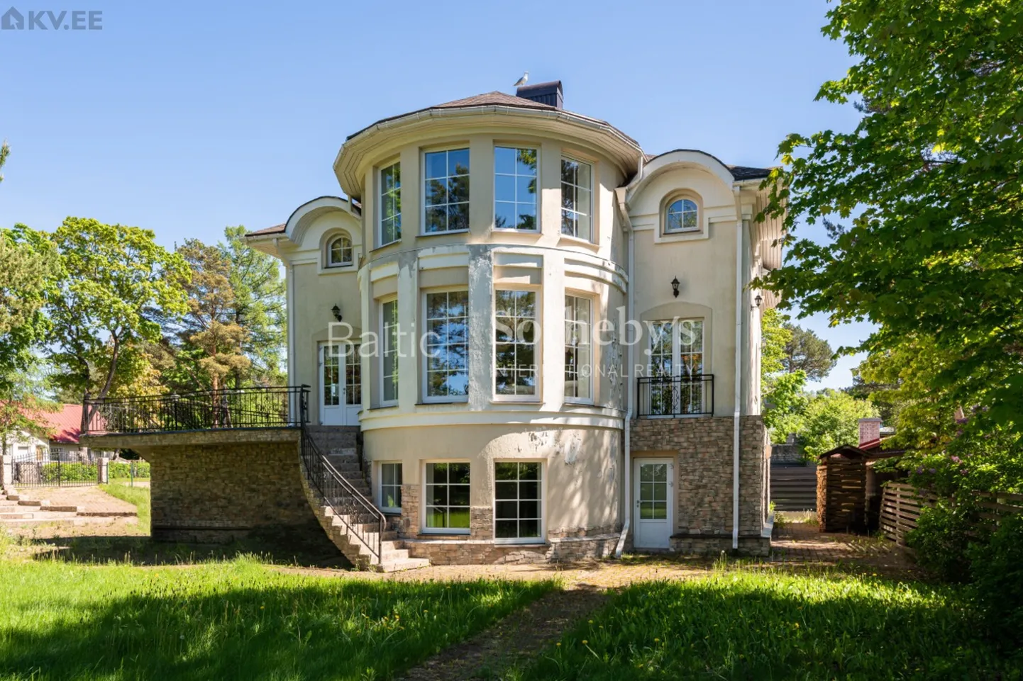Narva-Jõesuu villa