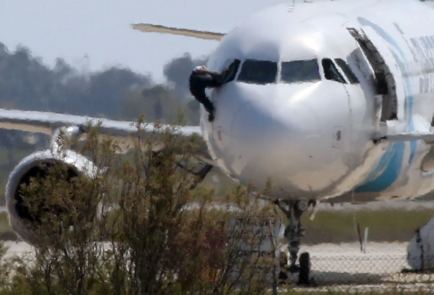 Самолет Egyptair Airbus A320.