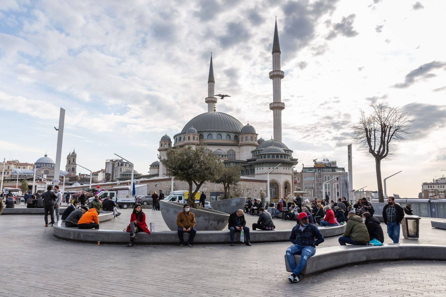 Istanbuli Taksimi väljakule ehitatud mošee.
