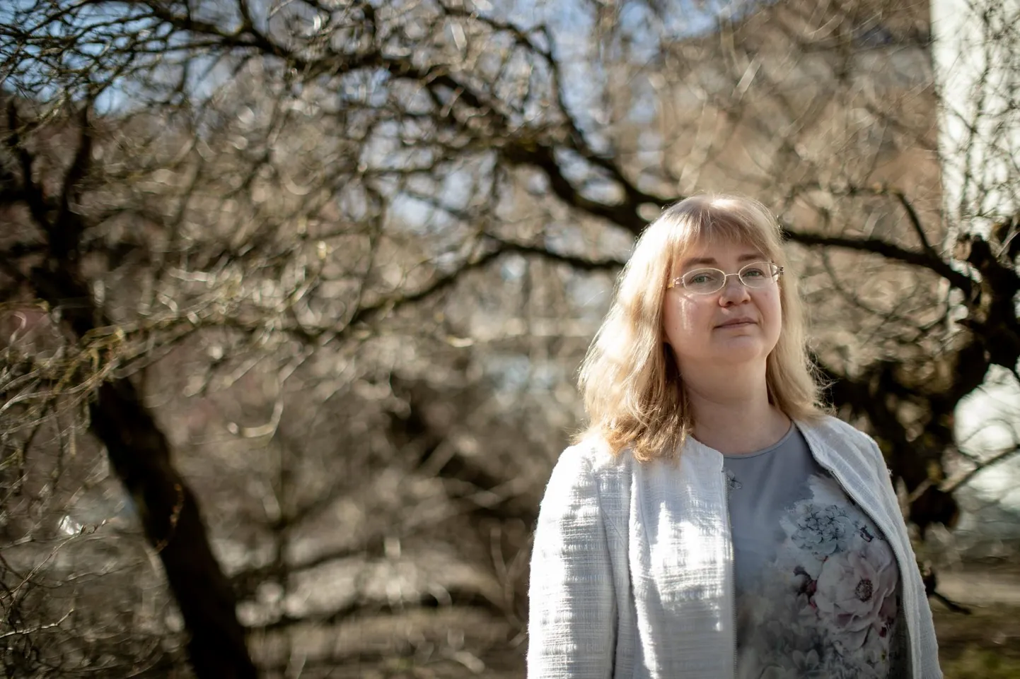 «Kergete häiretega ajateenijad on tulnud meile teenistusse ja nad jäävad tulema teenistusse. Sellest ei saa me üle ega ümber,» räägib kaitseväe peapsühholoog Kaidi Kiis, kelle sõnul näiteks kerge depressiooni ja ärevushäirega sõdurielust ei pääse.