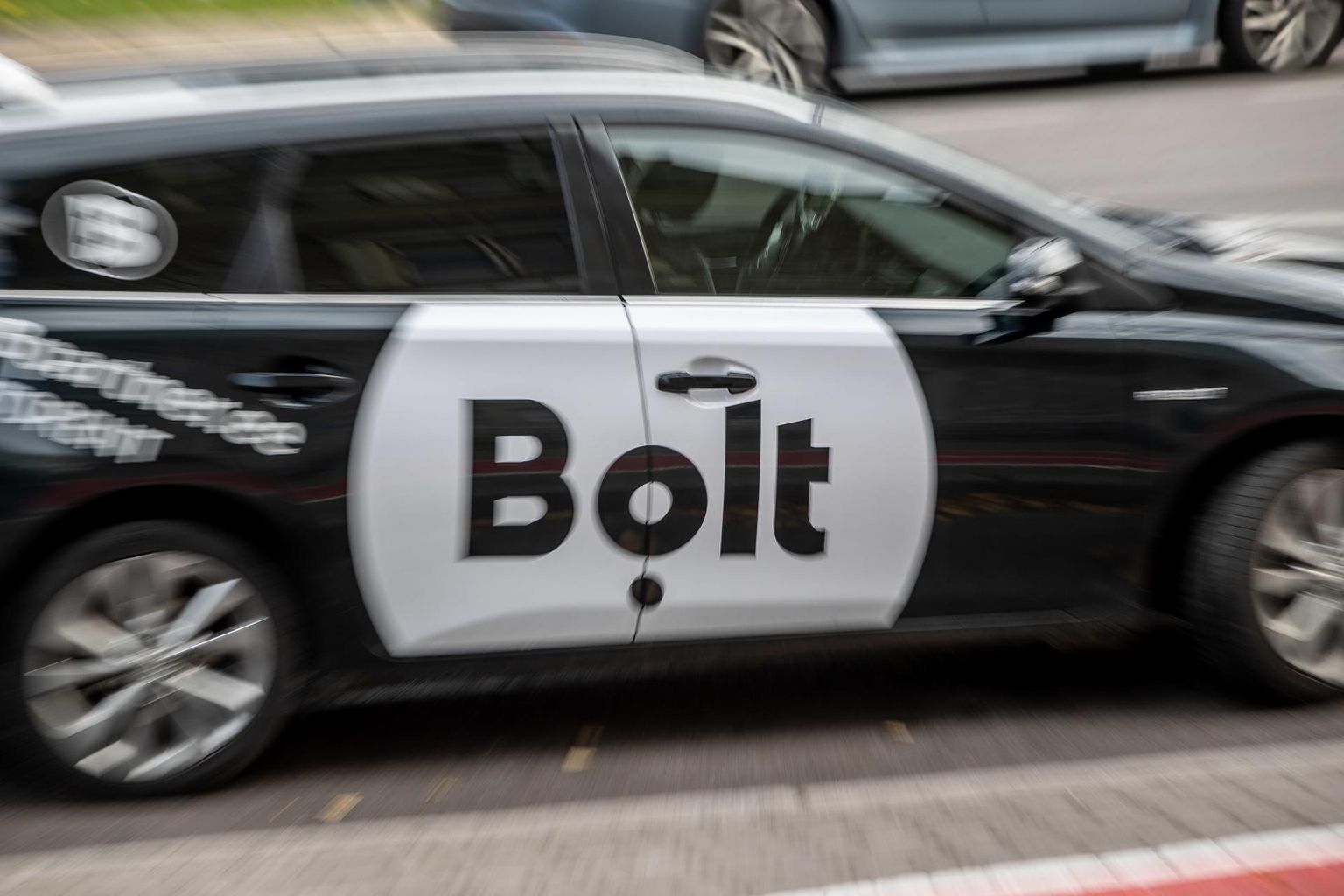 Лого Bolt.