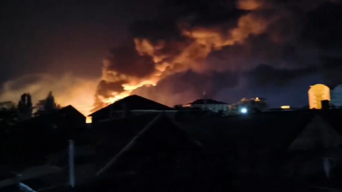 VIDEO ⟩ Ukraiņu lidroboti uzbrukuši Saļskas stacijai Rostovas apgabalā