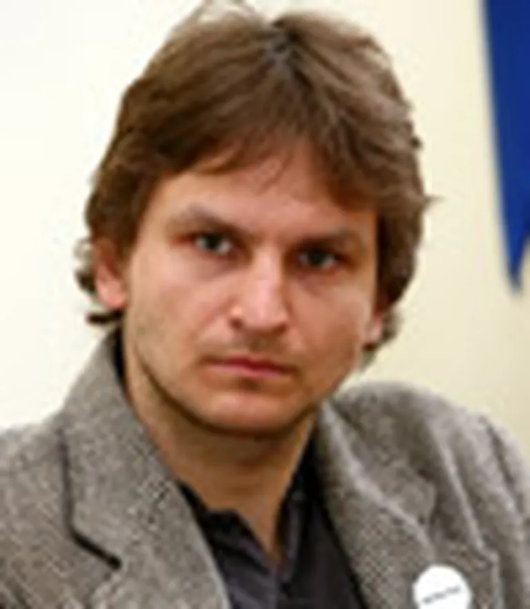 Инт Тетровскис