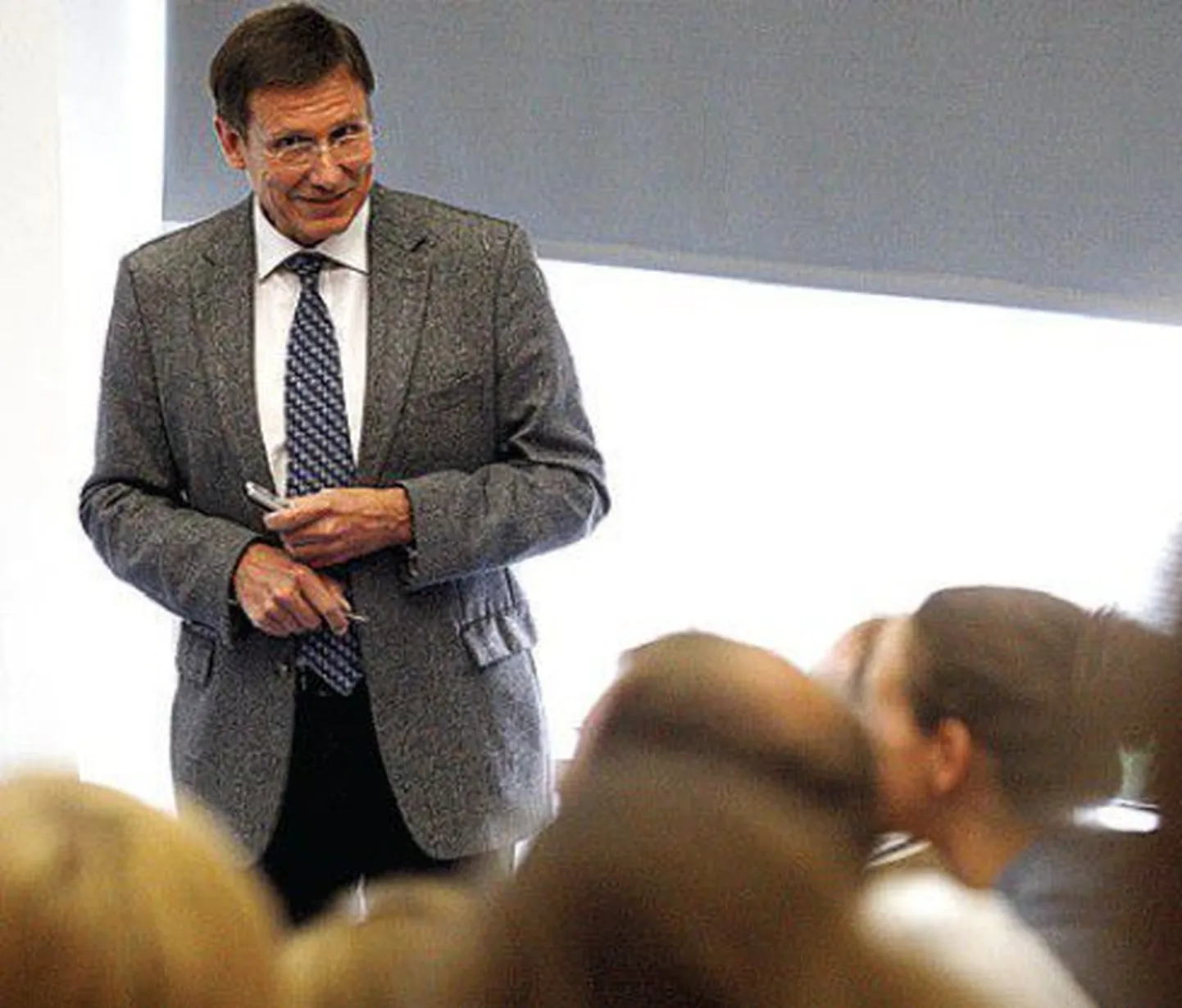 Professor Klaus-Peter Lesch avalikul loengul Chemi­­cumis.