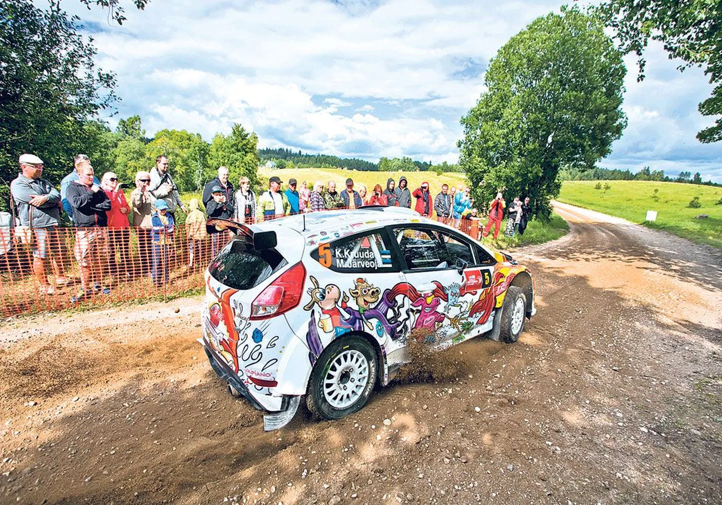 Karl Kruuda ja Martin Järveoja olid esimesed, kes Ford Fiesta R5-autoga kruusaralli algusest lõpuni läbi sõitsid. Tasuks igati väärt  teine koht.