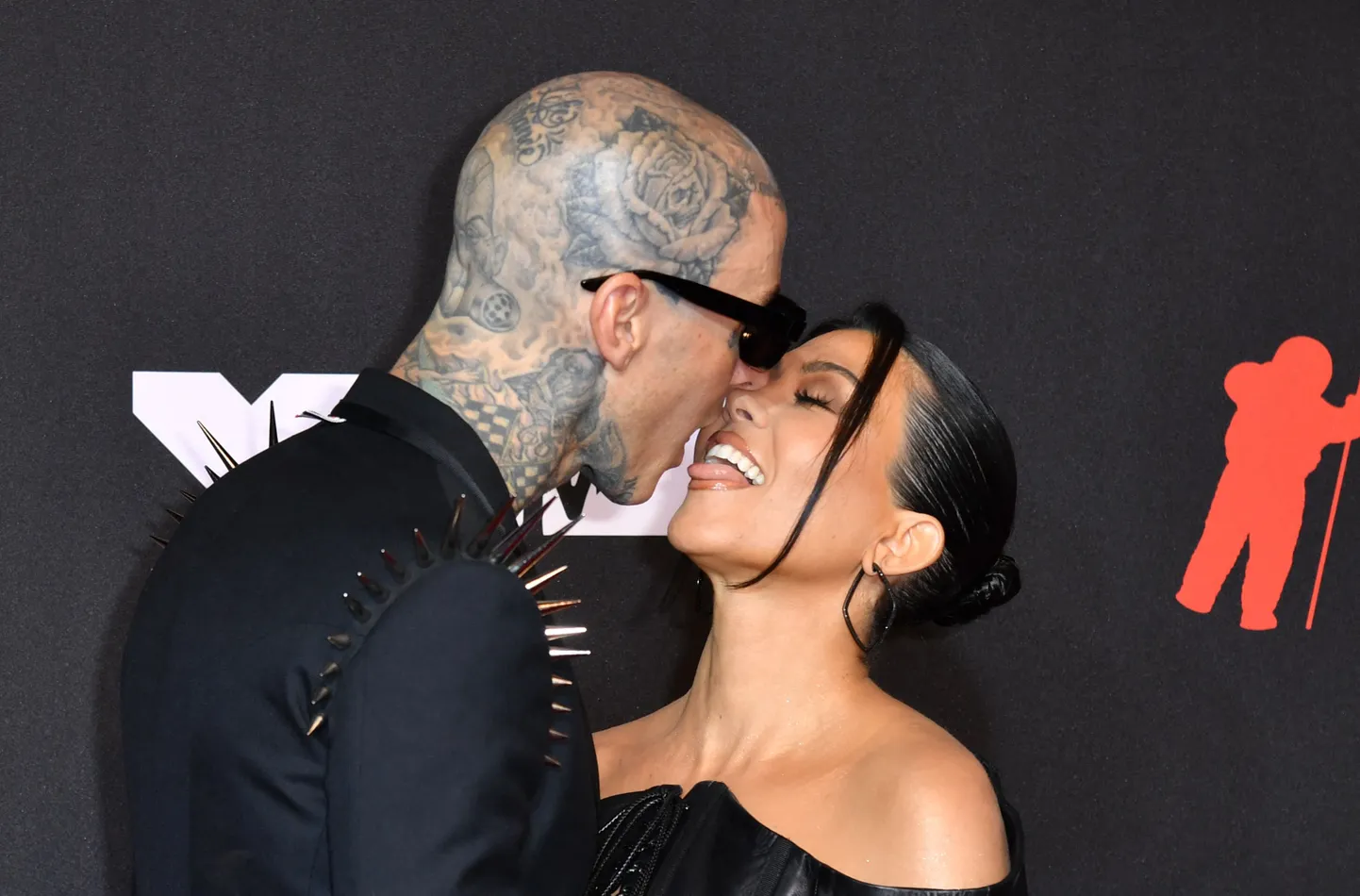 Travis Barker ja Kourtney Kardashian.