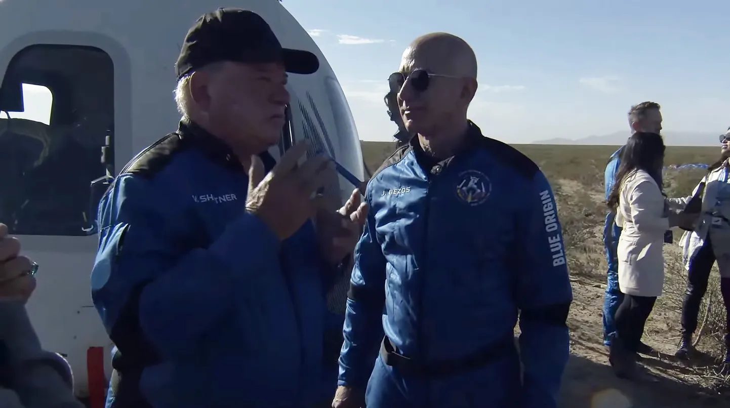 William Shatner ja Jeff Bezos.
