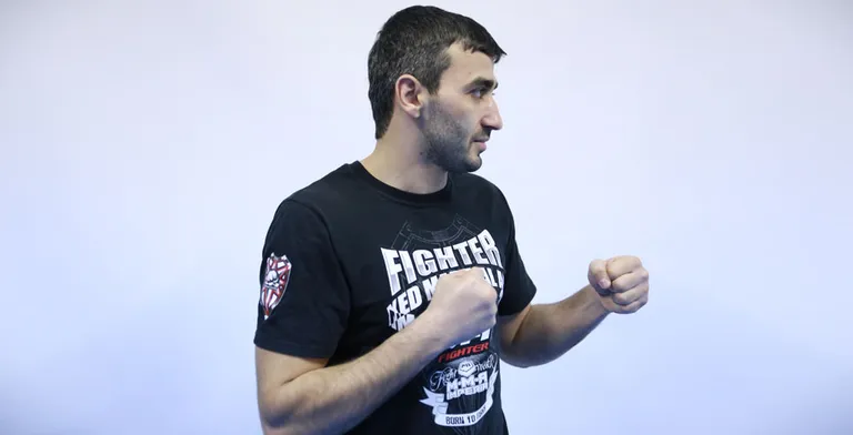 Амид Магеррамов вообще не должен был работать с детьми.
