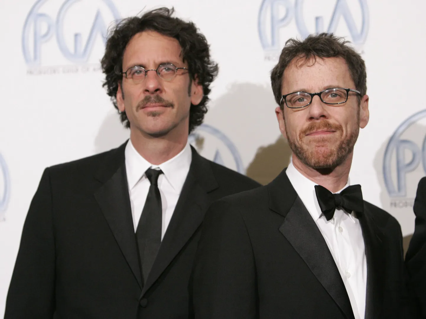 Joel (vasakul) ja Ethan Coen
