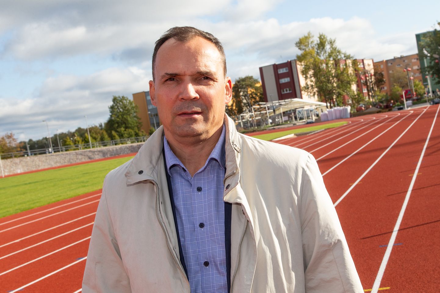 Приступивший к работе директором Йыхвиской спортивной школы в сентябре Урмас Трейер занимал эту должность меньше четырех месяцев.