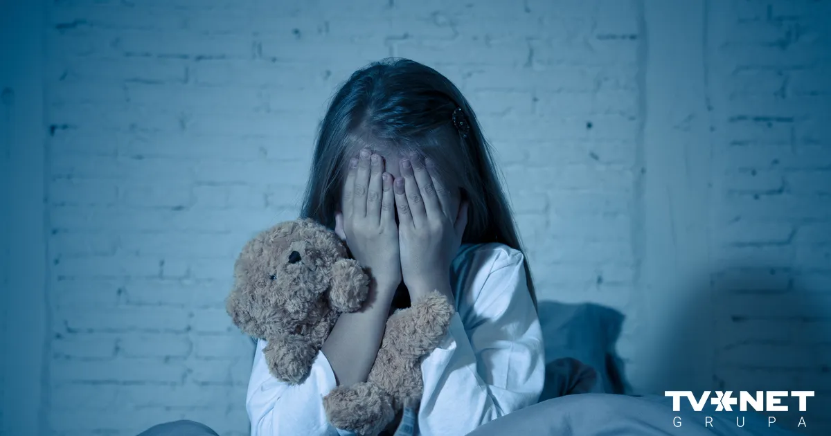 Children’s Frightening Message Chains