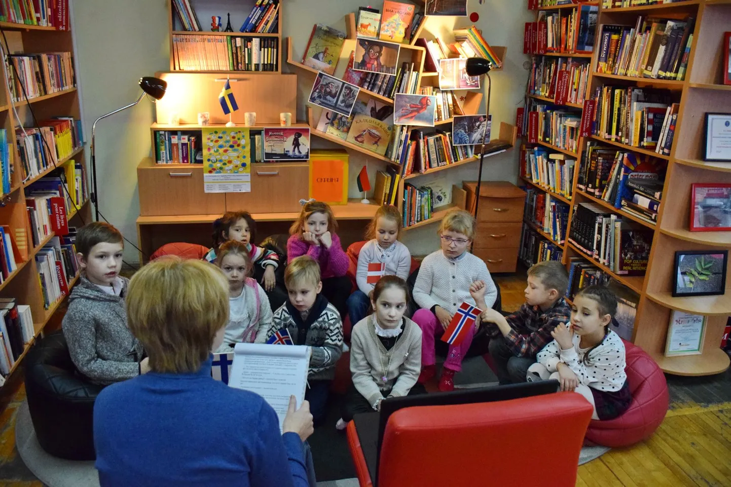 Põhjamaade kirjanduse nädal kutsub novembrinädalal Põhjamaade kirjanike raamatute seltsi.