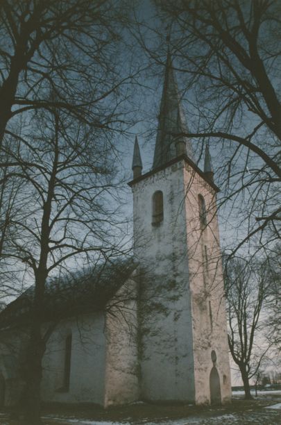 Laguja, 1995Laiuse kirik