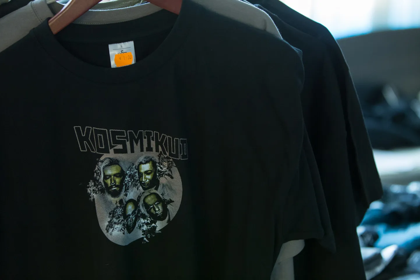 Kosmikute särk. Pilt on illustreeriv.
