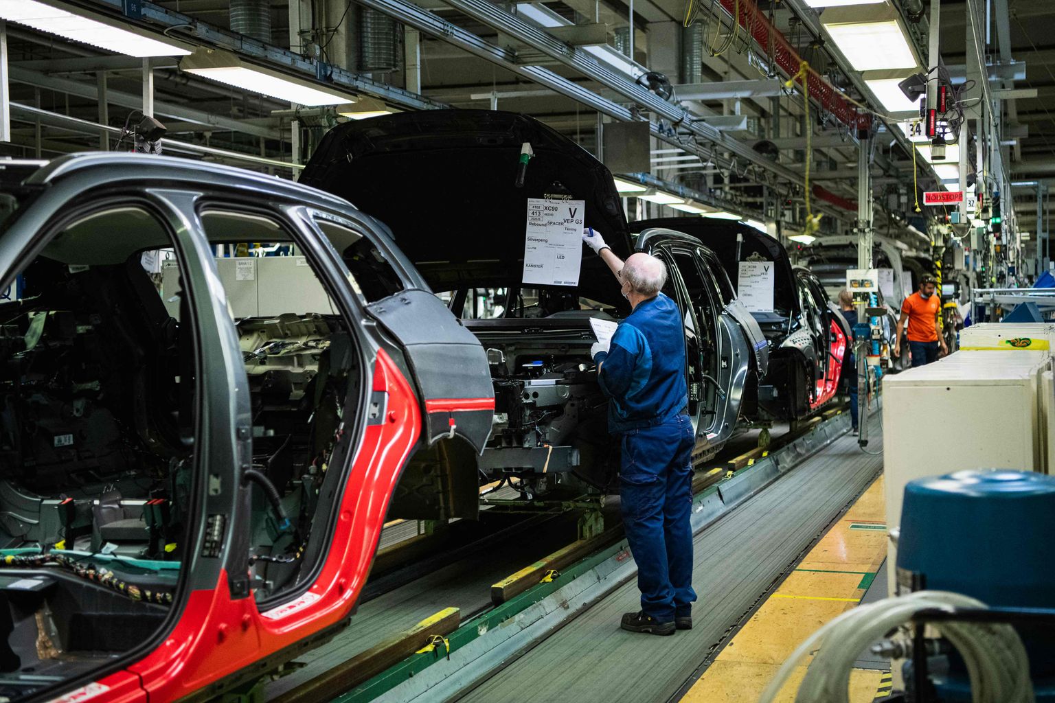 Volvo peatas ajutiselt tootmise Göteborgis asuvas tehases