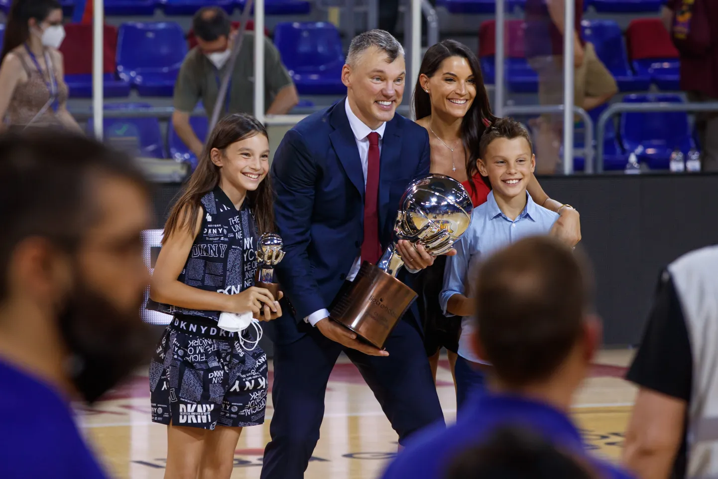 Šarunas Jasikevicius Hispaania liiga võidukarikaga.