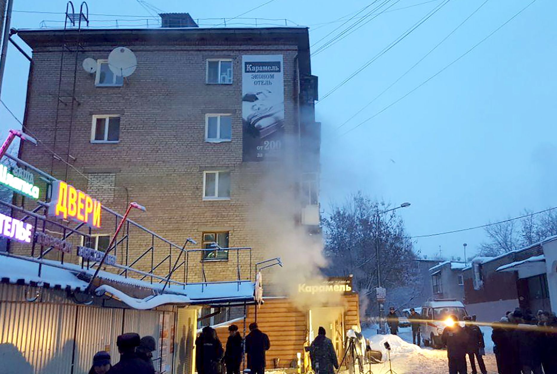 Permis asuvas väikehotellis Karamel lõhkes öösel kuumaveetoru.